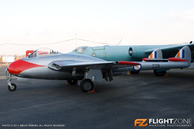 DH100 Vampire V0581 SAAF 229.jpg